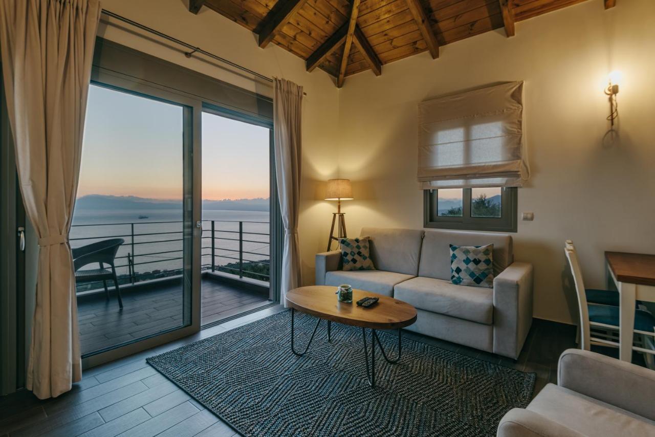 Bay View Guesthouses Kalamata Eksteriør billede
