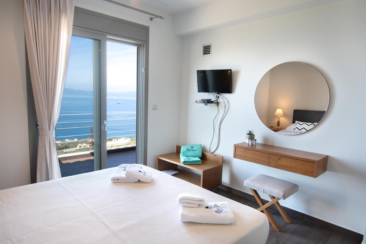 Bay View Guesthouses Kalamata Eksteriør billede